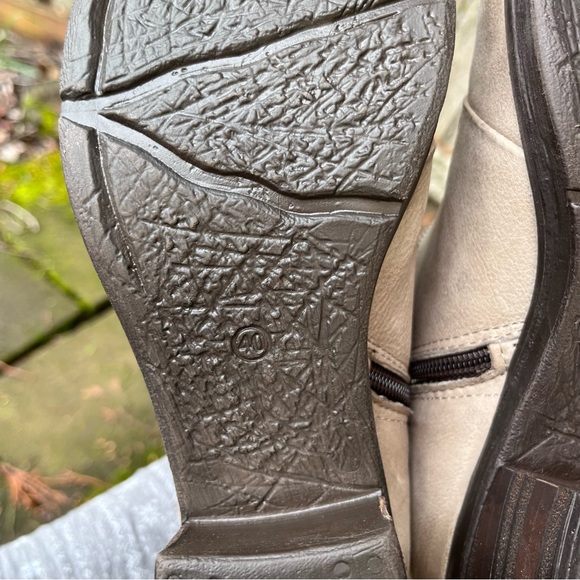 Miz Mooz Swish Leather Ankle Boots In Pebble Sz 40(9-9.5) - Picture 8 of 16